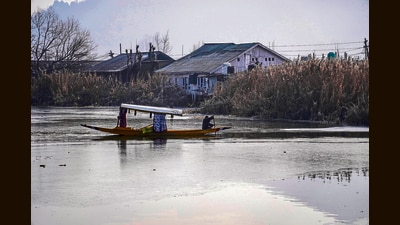 Tourism had once been Kashmir’s lifeline. After violence bled it dry, even a single boat ride became a cause for celebration. That afternoon, I understood the resilience of a people who refused to let despair define them. (AP) Tourism had once been Kashmir’s lifeline. After violence bled it dry, even a single boat ride became a cause for celebration. That afternoon, I understood the resilience of a people who refused to let despair define them. (AP)