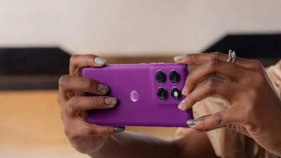 Motorola Edge 60 Pro in Pantone Sparkling Grape. (Motorola)