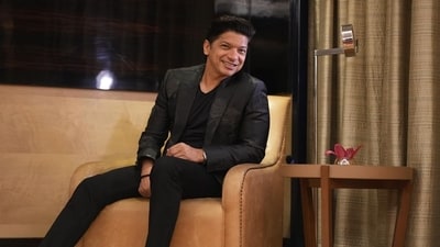 Shaan is known for hit songs such as Tanha Dil, Koi Kahe Kehta Rahe and Musu Musu Hasi. Shaan is known for hit songs such as Tanha Dil, Koi Kahe Kehta Rahe and Musu Musu Hasi.