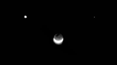 The rare celestial display known as a “triple conjunction” occurs in astronomy when three celestial bodies appear very close together in the night sky. (source: X@LeanneManas) The rare celestial display known as a “triple conjunction” occurs in astronomy when three celestial bodies appear very close together in the night sky. (source: X@LeanneManas)
