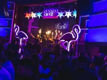 Rhythm and Blues meets classic hip-hop at Jade, Zurich’s ultimate destination for RnB lovers.