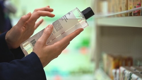 Give more priority to the ingredients in skincare products than the
brand name. (Shutterstock) Give more priority to the ingredients in skincare products than the
brand name. (Shutterstock)