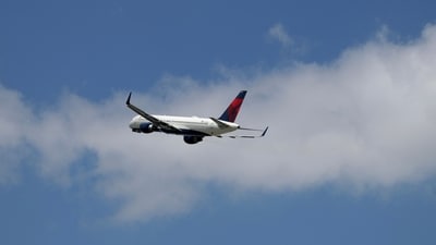 A flight attendant found the note about a bomb threat on a bathroom door,  (Representative image) (Getty Images via AFP)