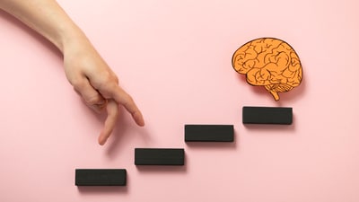 17 small steps to improve mental health every day (Image by Freepik) 17 small steps to improve mental health every day (Image by Freepik)