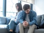 Know the signs that can indicate that our partner has mentally broken up with us and are just treating us as an option. (Shutterstock)
