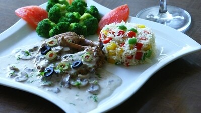 Pollo alla Crema Toscana con Riso alle Erbe (Chicken in White Sauce with Veggie Rice), an Italian summer special dish. Pollo alla Crema Toscana con Riso alle Erbe (Chicken in White Sauce with Veggie Rice), an Italian summer special dish.