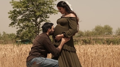 Actor Shireen Mirza with her husband Hasan Sartaj ( Instagram)