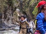 Gangtok: Stranded tourists being evacuated following landslides, near Gangtok, Sikkim, Friday, April 25, 2025. 