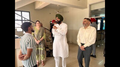 Punjab transport minister Laljit Singh Bhullar during a surprise inspection in Phagwara on Monday. Punjab transport minister Laljit Singh Bhullar during a surprise inspection in Phagwara on Monday.