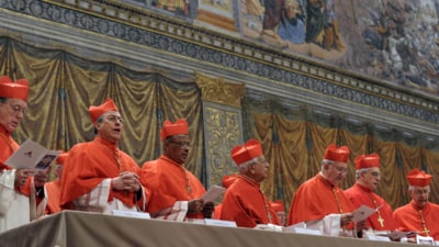 This handout picture released by the Press office shows cardinals chanting the Latin hymn "Veni Creator Spiritus" ("Come Creator Spirit") in the Sistine Chapel before the start of the conclave at the Vatican on March 12, 2013. Catholic cardinals meeting in Rome on April 28, 2025, agreed to begin on May 7, 2025, the conclave to elect a successor to Pope Francis, according to ANSA news agency. On Wednesday May 7, the cardinals will take part in a solemn mass at St Peter's Basilica in the Vatican, after which those eligible to vote will gather in the Sistine Chapel for the secretive ballot, which can last several days. (AFP File) This handout picture released by the Press office shows cardinals chanting the Latin hymn "Veni Creator Spiritus" ("Come Creator Spirit") in the Sistine Chapel before the start of the conclave at the Vatican on March 12, 2013. Catholic cardinals meeting in Rome on April 28, 2025, agreed to begin on May 7, 2025, the conclave to elect a successor to Pope Francis, according to ANSA news agency. On Wednesday May 7, the cardinals will take part in a solemn mass at St Peter's Basilica in the Vatican, after which those eligible to vote will gather in the Sistine Chapel for the secretive ballot, which can last several days. (AFP File)