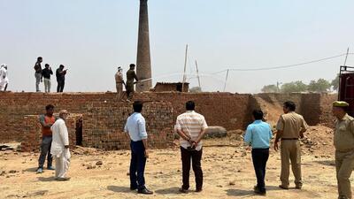 The team inspected brick kilns located in village Mahmadpur, Dakwala, and Jhanjhar Road, Asmanpur Kothi late Monday. (HT Photos) The team inspected brick kilns located in village Mahmadpur, Dakwala, and Jhanjhar Road, Asmanpur Kothi late Monday. (HT Photos)