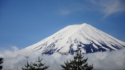 A Chinese man had to be rescued from Mt Fuji twice in one week A Chinese man had to be rescued from Mt Fuji twice in one week
