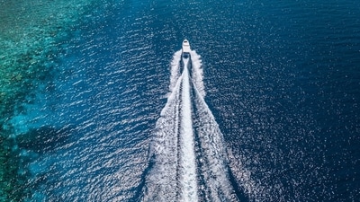 Speedboat flies into air at more than 200 mph during doomed race (Unsplash - representational image) Speedboat flies into air at more than 200 mph during doomed race (Unsplash - representational image)