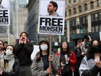 FILE PHOTO: Demonstrators hold placards that read "Free Mohsen" in reference to Mohsen Mahdawi, a Palestinian green card holder and student at Columbia University that was detained, as they gather at Foley Square calling for the release of Palestinian activist and Columbia University graduate student Mahmoud Khalil, in Manhattan, New York City, U.S., April 15, 2025. REUTERS/Jeenah Moon/File Photo