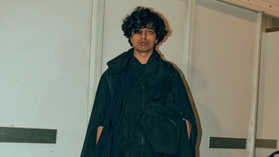 Chaar Diwaari collaborated with raftaar for his latest song, Farebi Chaar Diwaari collaborated with raftaar for his latest song, Farebi