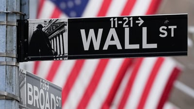 Wall Street stocks take steep dive (AP) Wall Street stocks take steep dive (AP)