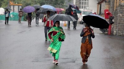 IMD has also issued a yellow alert of thunderstorms accompanied with lightning and gusty wind (40-50 kmph) at isolated places in various districts of Himachal from May 1 to 4. (HT File) IMD has also issued a yellow alert of thunderstorms accompanied with lightning and gusty wind (40-50 kmph) at isolated places in various districts of Himachal from May 1 to 4. (HT File)