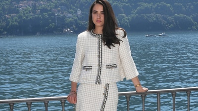 Romana Maggiora Vergano poses for photographers upon arrival for the women's Chanel Cruise 2025/26 collection show, unveiled at a 16th century Villa d' Este in Cernobbio, on Lake Como, Italy, Tuesday, April 29, 2025. (AP Photo/Antonio Calanni) (AP) Romana Maggiora Vergano poses for photographers upon arrival for the women's Chanel Cruise 2025/26 collection show, unveiled at a 16th century Villa d' Este in Cernobbio, on Lake Como, Italy, Tuesday, April 29, 2025. (AP Photo/Antonio Calanni) (AP)