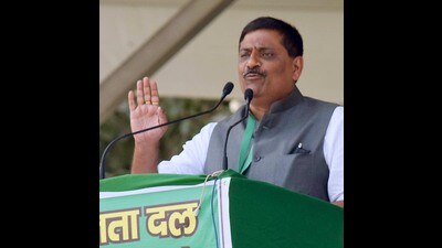 JD(U) leader Sanjay Jha called it a big step that would help in planning policy for the backward and deprived sections more efficiently. (HT PHOTO)