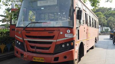 Kalyan,india-April 30 2025 : Pic A college student was crushed under an ST bus on Birla College Road in Kalyan. Kalyan police are present at the scene and have begun their investigation. Pic.On Wednesday . in India on 30 2025 - Story By Anamika Gharat (Photo by Pramod Tambe). Kalyan,india-April 30 2025 : Pic A college student was crushed under an ST bus on Birla College Road in Kalyan. Kalyan police are present at the scene and have begun their investigation. Pic.On Wednesday . in India on 30 2025 - Story By Anamika Gharat (Photo by Pramod Tambe).