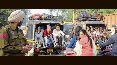 Move comes amid safety concerns of schoolchildren travelling in unauthorised vehicles. (HT File) Move comes amid safety concerns of schoolchildren travelling in unauthorised vehicles. (HT File)