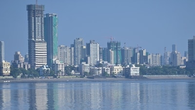 Mumbai recorded 13,080 property transactions in April 2025, generating  ₹1,115 crore in state revenue. (HT Photo)