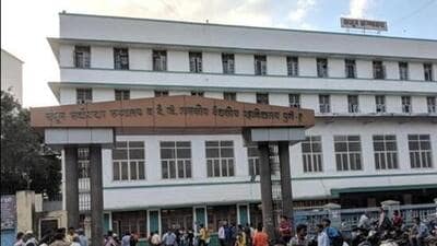 The college authorities started investigating on Monday after receiving complaints from the junior doctors (HT File) The college authorities started investigating on Monday after receiving complaints from the junior doctors (HT File)
