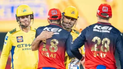 MS Dhoni meets Virat Kohli during CSK's match against RCB in IPL 2025 (IPL) MS Dhoni meets Virat Kohli during CSK's match against RCB in IPL 2025 (IPL)