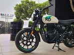 The 2025 Royal Enfield Hunter 350 arrives with new colours, more features, and a much-needed updated rear suspension 