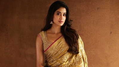 Janhvi Kapoor penned a note about the Jaipur accident. Janhvi Kapoor penned a note about the Jaipur accident.