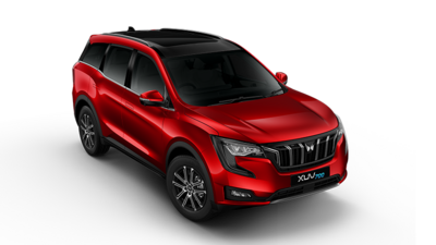 The new variant of the XUV700 do not get any cosmetic changes. The new variant of the XUV700 do not get any cosmetic changes.