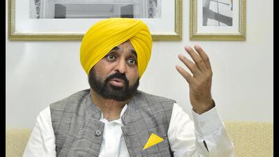 Mann on Thursday visited the Nangal dam in Rupnagar district where state minister Harjot Singh Bains held a ‘dharna’ along with Aam Aadmi Party (AAP) workers. Bains claimed they locked a room at the Nangal dam from where water supply is regulated. (HT File) Mann on Thursday visited the Nangal dam in Rupnagar district where state minister Harjot Singh Bains held a ‘dharna’ along with Aam Aadmi Party (AAP) workers. Bains claimed they locked a room at the Nangal dam from where water supply is regulated. (HT File)