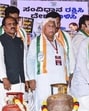 Karnataka Chief Minister Siddaramaiah, Congress President and Leader of Opposition in Rajya Sabha Mallikarjun Kharge, Deputy Chief Minister DK Shivakumar and others during a protest against price hike of fuel and essential commodities, at Hubballi, in Dharwad district, on Thursday. (PTI) Karnataka Chief Minister Siddaramaiah, Congress President and Leader of Opposition in Rajya Sabha Mallikarjun Kharge, Deputy Chief Minister DK Shivakumar and others during a protest against price hike of fuel and essential commodities, at Hubballi, in Dharwad district, on Thursday. (PTI)