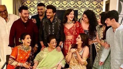 Anil Kapoor posted a picture with his mother and Kapoor family on her 90th birthday last year (Instagram) Anil Kapoor posted a picture with his mother and Kapoor family on her 90th birthday last year (Instagram)