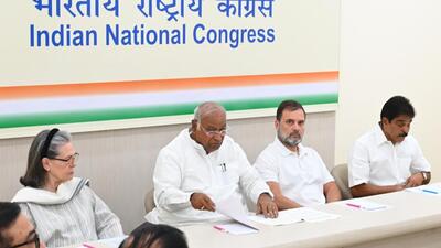 Congress leaders Sonia Gandhi, Mallikarjun Kharge, Rahul Gandhi and KC Venugopal during the CWC meeting. (HT Photo) Congress leaders Sonia Gandhi, Mallikarjun Kharge, Rahul Gandhi and KC Venugopal during the CWC meeting. (HT Photo)