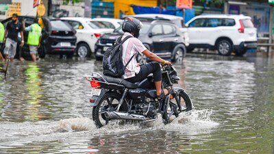Delhi chief minister Rekha Gupta inspected the roads of the national capital today after they were heavily waterlogged due to the rainfall. (RAJ K RAJ /HT PHOTO) Delhi chief minister Rekha Gupta inspected the roads of the national capital today after they were heavily waterlogged due to the rainfall. (RAJ K RAJ /HT PHOTO)