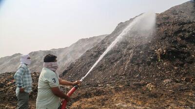 Fire at a waste treatment plant on the Gurugram-Faridabad road near Bandhwari village on April 30. (Parveen Kumar/HT Photo) Fire at a waste treatment plant on the Gurugram-Faridabad road near Bandhwari village on April 30. (Parveen Kumar/HT Photo)