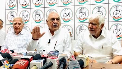 Former Haryana chief minister Bhupinder Singh Hooda addressing a press conference in Rohtak on Friday. (Manoj Dhaka/HindustanTimes) Former Haryana chief minister Bhupinder Singh Hooda addressing a press conference in Rohtak on Friday. (Manoj Dhaka/HindustanTimes)