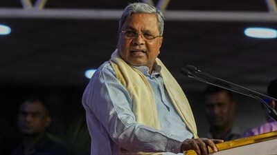 Siddaramaiah said, "I too get threat calls, what to do? We have informed the police." (PTI) Siddaramaiah said, "I too get threat calls, what to do? We have informed the police." (PTI)