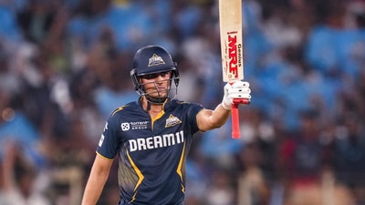 Gill cruised past 50 in 25 balls. He eventuall fell on 76 in 38 balls. (PTI) Gill cruised past 50 in 25 balls. He eventuall fell on 76 in 38 balls. (PTI)