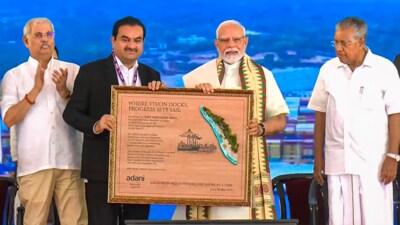 Prime Minister Narendra Modi, Kerala Governor Rajendra Arlekar, Chief Minister Pinarayi Vijayan, Adani Group Chairman Gautam Adani and others during the inauguration of the Vizhinjam International Seaport, in Thiruvananthapuram. (PTI) Prime Minister Narendra Modi, Kerala Governor Rajendra Arlekar, Chief Minister Pinarayi Vijayan, Adani Group Chairman Gautam Adani and others during the inauguration of the Vizhinjam International Seaport, in Thiruvananthapuram. (PTI)
