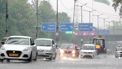 The IMD issued a red alert for Delhi which saw strong winds and heavy downpour on Friday morning. (PTI photo) The IMD issued a red alert for Delhi which saw strong winds and heavy downpour on Friday morning. (PTI photo)