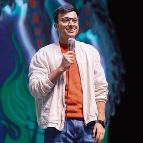 Aashish Solanki's standup comedy will tickle your funny bone Aashish Solanki's standup comedy will tickle your funny bone