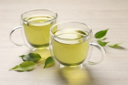 Green tea is prepared from the unoxidized leaves of the camellia sinensis bush. (Shutterstock) Green tea is prepared from the unoxidized leaves of the camellia sinensis bush. (Shutterstock)