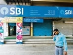 All major banks' online services will remain functional despite the closure of physical branches. 