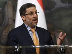 Yemeni Prime Minister Ahmed Awad bin Mubarak resigned on Saturday after a political dispute with the presidential council.