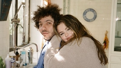 Selena Gomez shares adorable pic of Benny Blanco amid Theresa Marie