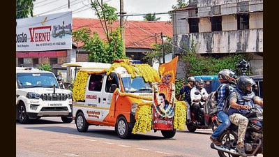 The body of Suhas Shetty being taken to his residence in Mangaluru on Friday. (PTI) The body of Suhas Shetty being taken to his residence in Mangaluru on Friday. (PTI)