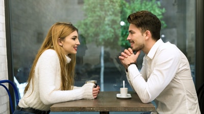 Check for real parameters of compatibility by evaluating the right emotional cues, not just shared hobbies or preferences. (Freepik) Check for real parameters of compatibility by evaluating the right emotional cues, not just shared hobbies or preferences. (Freepik)