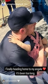 In the photo, Nick Jonas was seen hugging his daughter Malti. In the photo, Nick Jonas was seen hugging his daughter Malti.